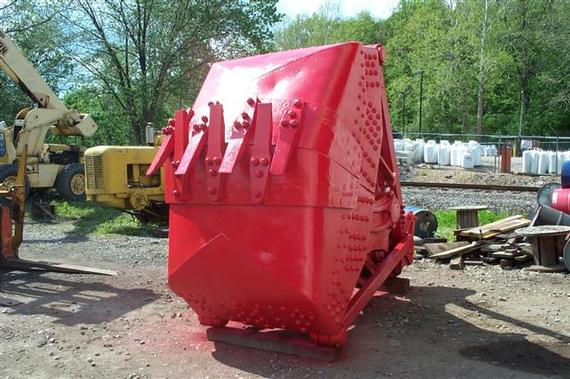 Blaw-Knox 2 3/4 yd Clamshell Digging Bucket