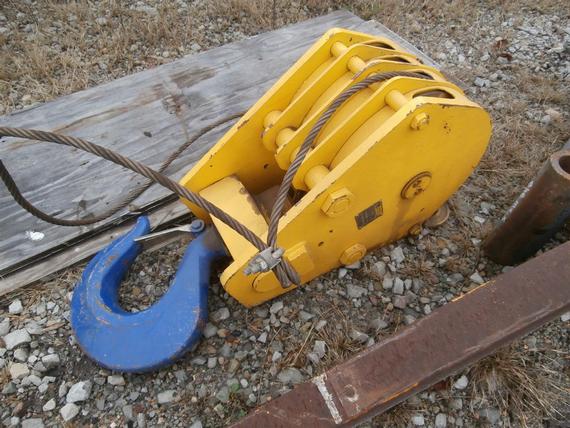 Johnson 30 Ton 4 Sheave Hook Block