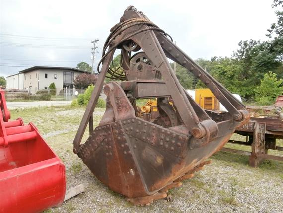 Owen 2 1/2 Yd Clamshell Digging Bucket