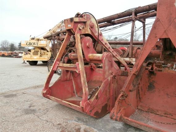 Erie 3 Yd Clamshell Bucket Rehandler