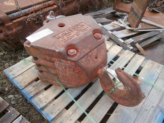 McKissick 35 Ton 3 Sheave Hook Block